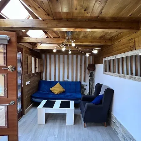 Woodenhouse In Quiet Area